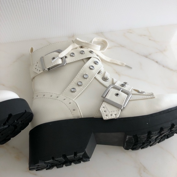 Nicole Miller White Buckle Studded Booties // NEW - Picture 4 of 6